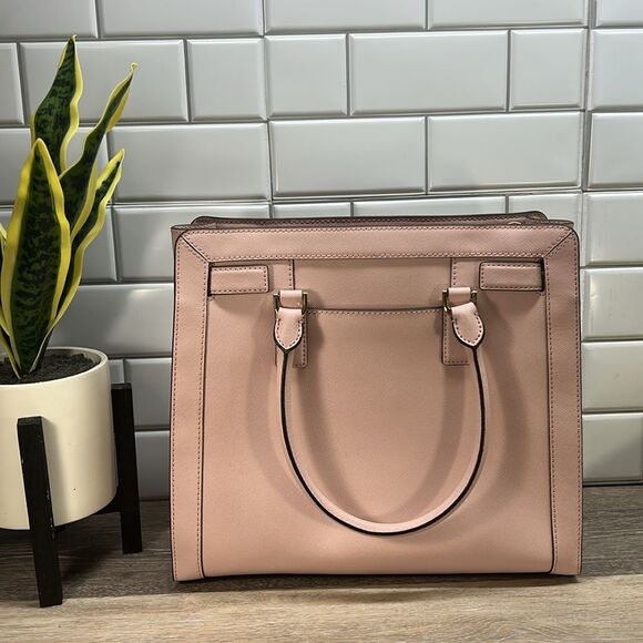 9744 Michael Kors Pink Tote Bag - Picture 2 of 13